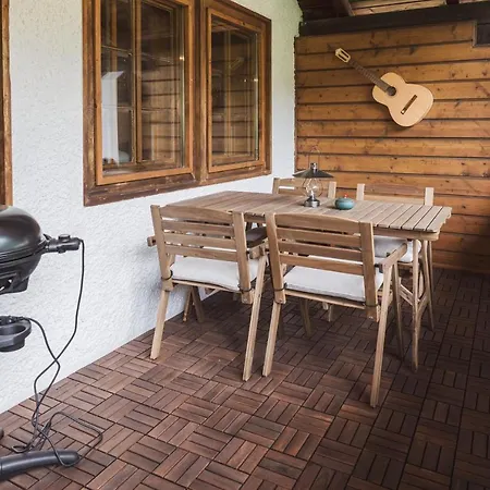 Salzweg Apartment *