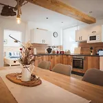 Salzweg Apartmán *